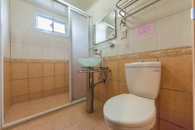 宜蘭童話村民宿 l可6~20人包棟 l田中央獨棟獨院  l獨立陽台 l泡湯池l電動麻將 l 烤肉 l 戲水 l 餵魚喝奶奶-宜126童話村有機農場民宿4人小包棟l庭院花園 l獨立進出口 l獨立陽台可烤肉 l麻將 l餵魚喝奶奶-4