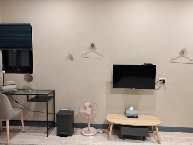 北歐小幸福｜鄰近台南火車站-歡樂北歐四人房-6