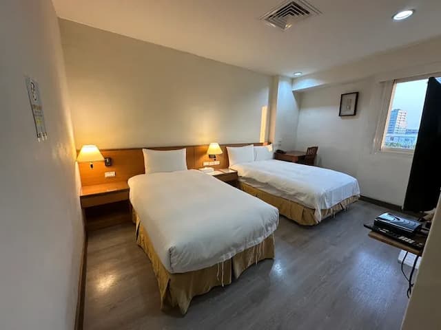 老爺商務旅館-經典兩小床-1