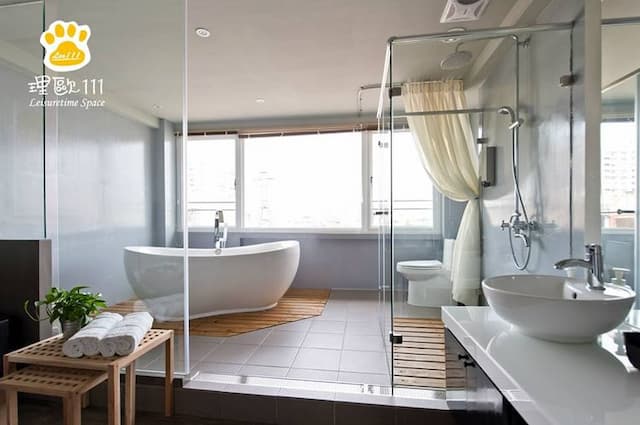 Leo 111/Arena Ruifeng-Mos two rooms-3