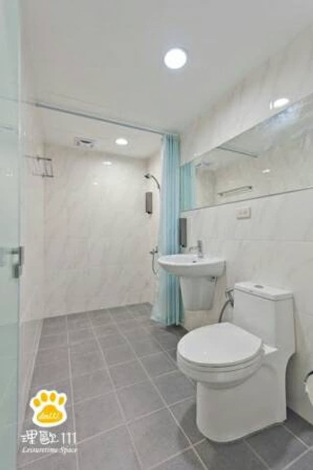 Leo 111/Arena Ruifeng-Biko two room-8