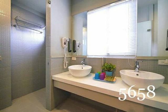 Leo 111/Arena Ruifeng-Cral four-room-8