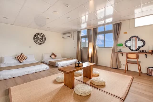 Nostalgic Inn-Family Room with Shared Bathroom_B301-1