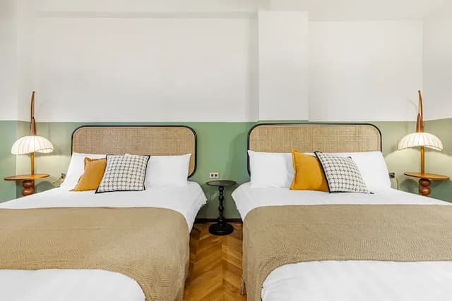 Nostalgic Inn-Superior Family Room_B101-6