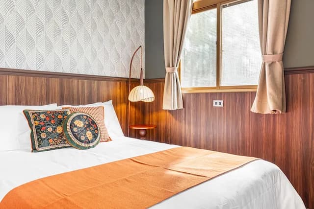 Nostalgic Inn-Deluxe Double Room with Bathtub_A101-5