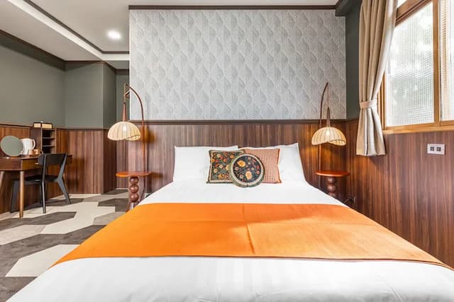 Nostalgic Inn-Deluxe Double Room with Bathtub_A101-3