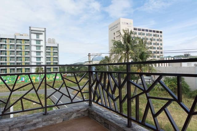 First Quality B&B-Blue owl-7