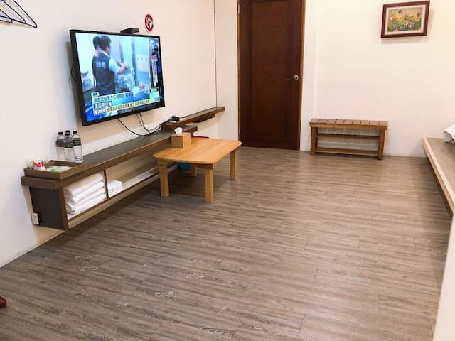 捷米民宿-四人小米套房-4