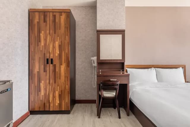 SongHeYuan-Family Room_301-7