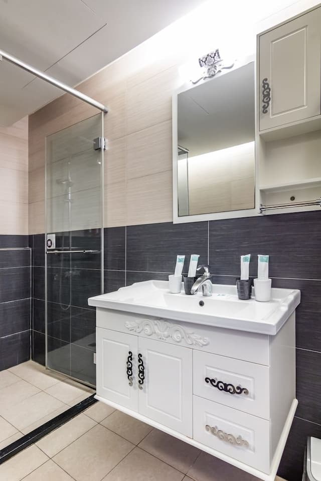 Miller Home-Quad Room With Bathtub-201.301.401-11