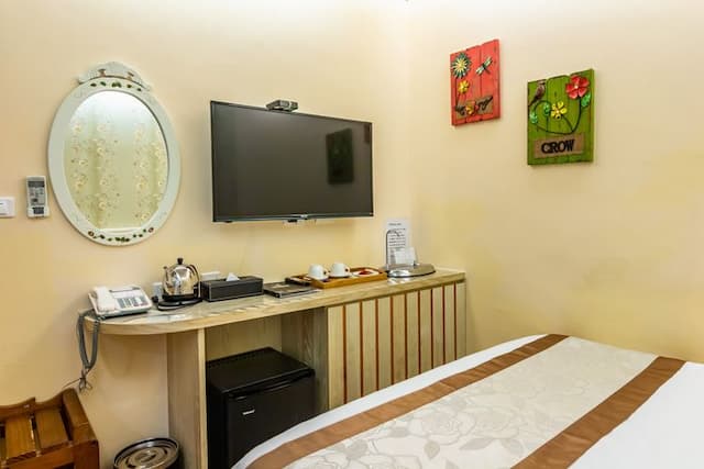 Miller Home-Standard Double Room-No Window-202.302.402-5