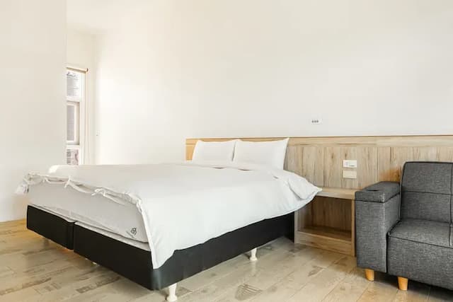 草戶民宿｜恆春包棟民宿-豪華雙人房-附浴缸-3