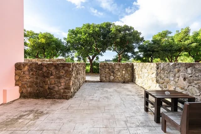 草戶民宿｜恆春包棟民宿-豪華雙人房-附浴缸-15