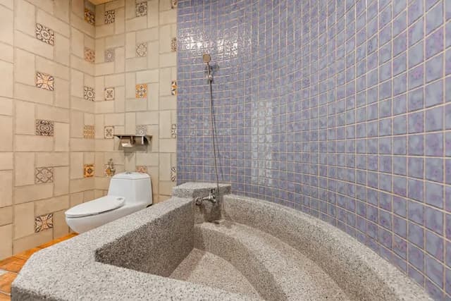 草戶民宿｜恆春包棟民宿-豪華雙人房-附浴缸-11