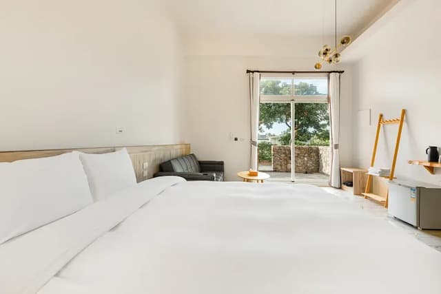 草戶民宿｜恆春包棟民宿-豪華雙人房-附浴缸-4