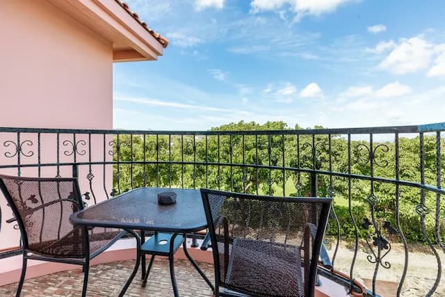 草戶民宿｜恆春包棟民宿-雙人房-附陽台-15