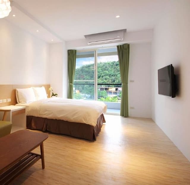 zé hú mín sù-Welcome double room-1