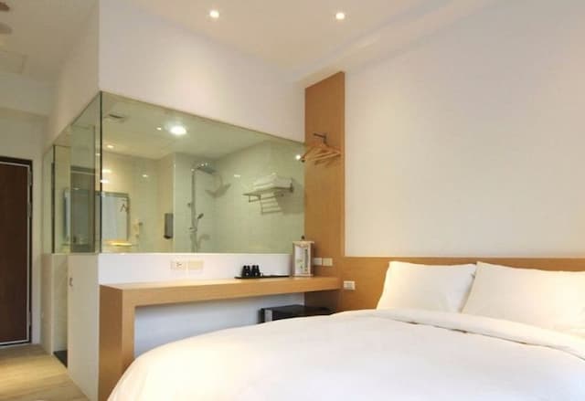 zé hú mín sù-Athens Double Room-4