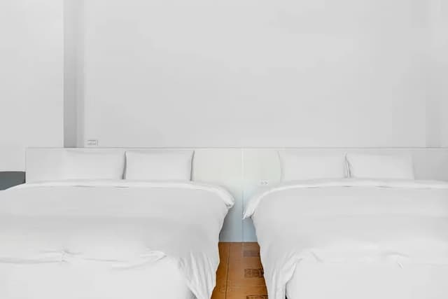 草戶民宿｜恆春包棟民宿-四人房-附陽台-2