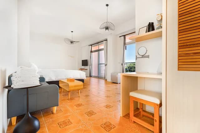 草戶民宿｜恆春包棟民宿-四人房-附陽台-8