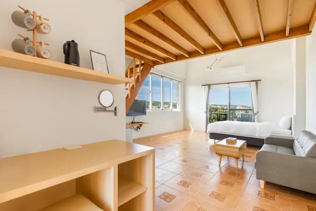 草戶民宿｜恆春包棟民宿-樓中樓四人房-2