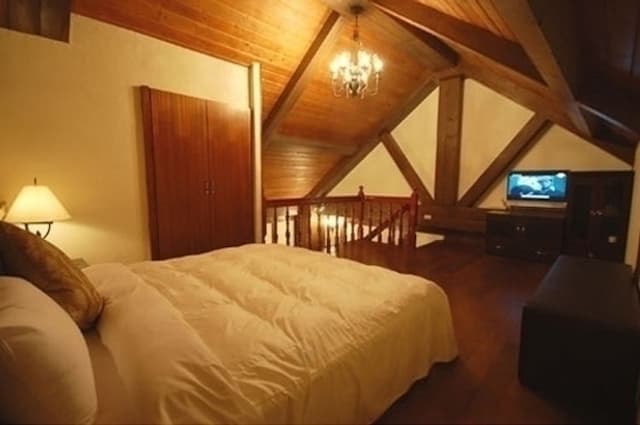 Qing Jing Fengye Homestay-Jindian Building Middle Floor Quadruple Room-3