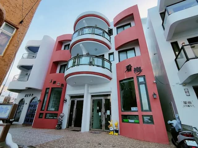 墾丁包棟民宿/ IG :kenting_timehouse_beach_ville 恆春鎮海景五臥室12-16人包棟/烤肉/唱歌/電動麻將/德州/廚房/步行沙灘3分鐘-三臥室villa 12人包棟-6