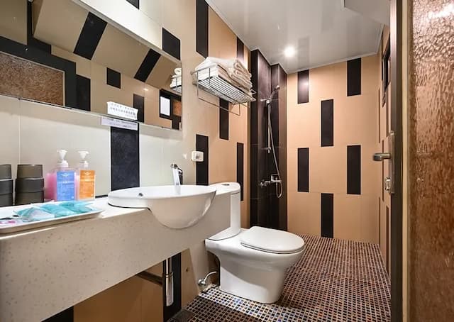 日月潭湖景渡假旅店-溫馨四人房-4