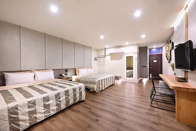 日月潭湖景渡假旅店-溫馨四人房-7