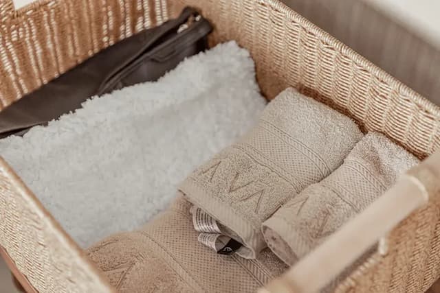 Là Vail homes-Queen Room with Balcony-14