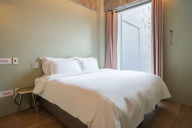 雀客嗨夫旅館｜鄰近羅東火車站-無障礙客房-1