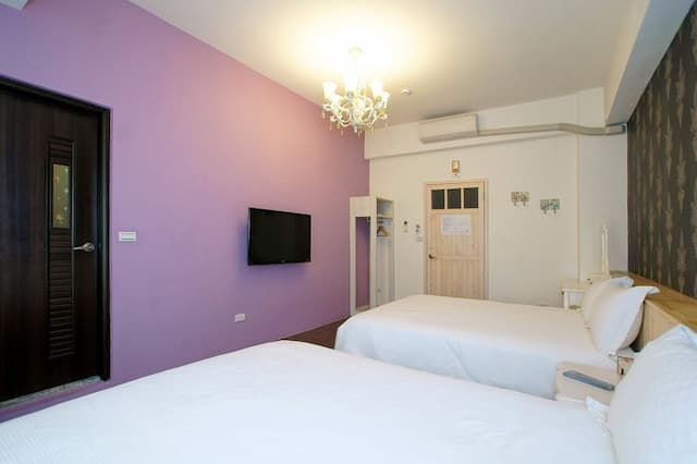 TRAVEL CATS-French style gorgeous (with bathtub) quadruple suite-3