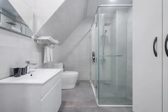 日月潭兒茶宿｜附電梯、地點便利、乾淨舒適-舒適雙人房-無窗-505.506-11