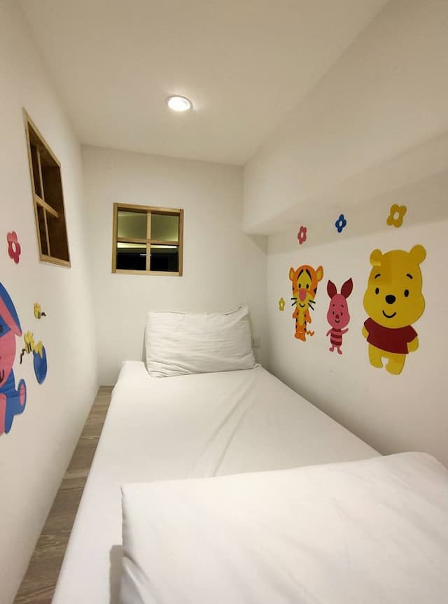 Wujie Childlike B&B-Mountain View Large Triple Room with Bathtub-Winne-3