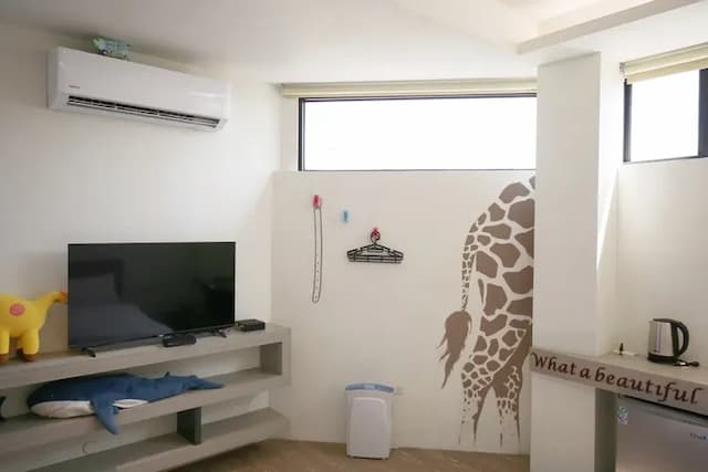 樂宿保安｜緊鄰海安路商圈、舒適浴缸房-豪華雙人房 (陽台/浴缸)-3