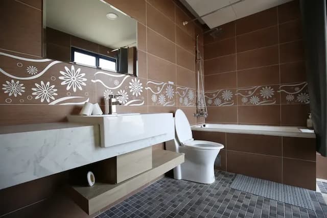 樂宿保安｜緊鄰海安路商圈、舒適浴缸房-豪華雙人房 (陽台/浴缸)-8