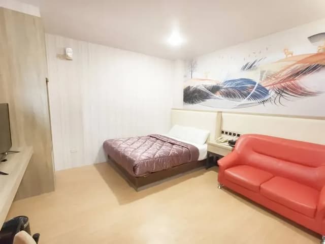 Royal Business Hotel-Double Suite (1 double bed)-10