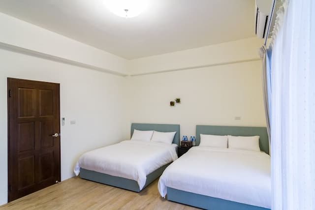 Wendy's Home City Hall A-Large quadruple room-4