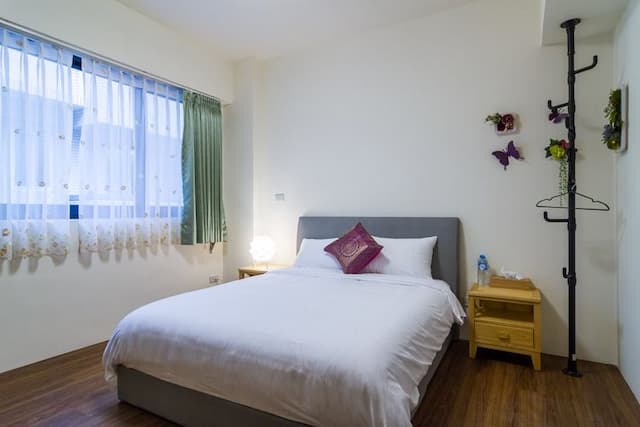 Wendy's Home City Hall B-Large double room-2