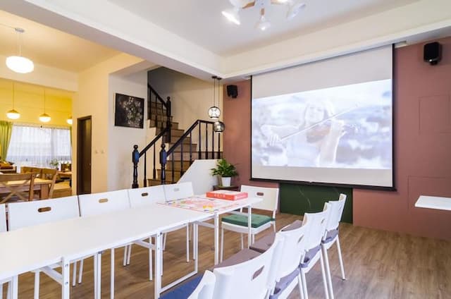 Wendy's Home City Hall B-Comfortable quadruple room-5