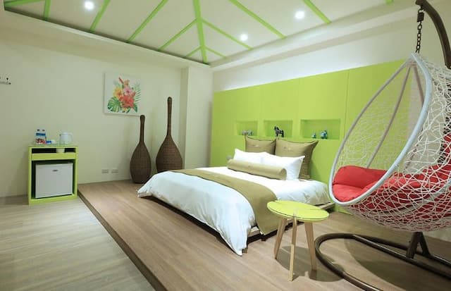 夏初民宿｜網友激推高評價旅宿-空中峇里二人房-2