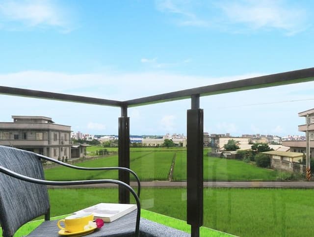 夏初民宿｜網友激推高評價旅宿-親子溜滑梯四人房-4