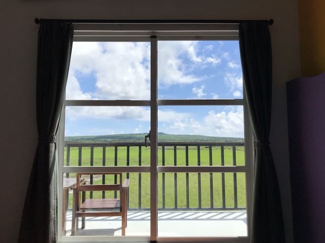 小棧民宿-山景四人房-1