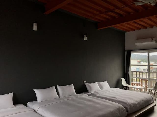 小棧民宿-六人房-2