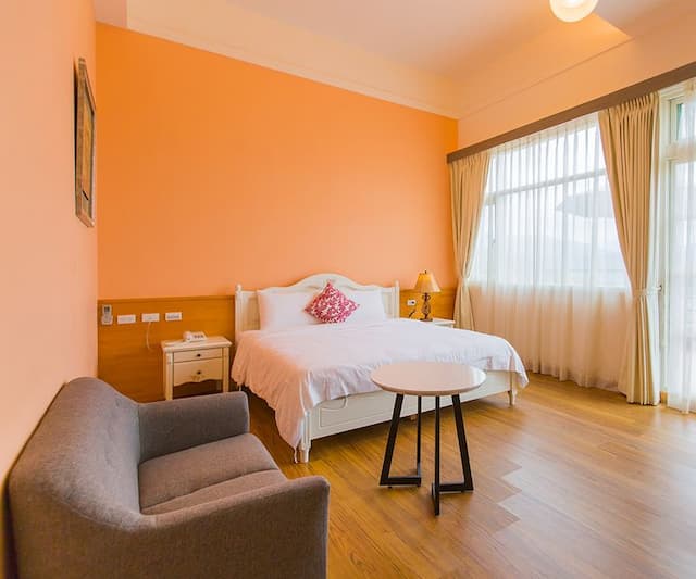 Sun Hola Villa-Double room (balcony)-4