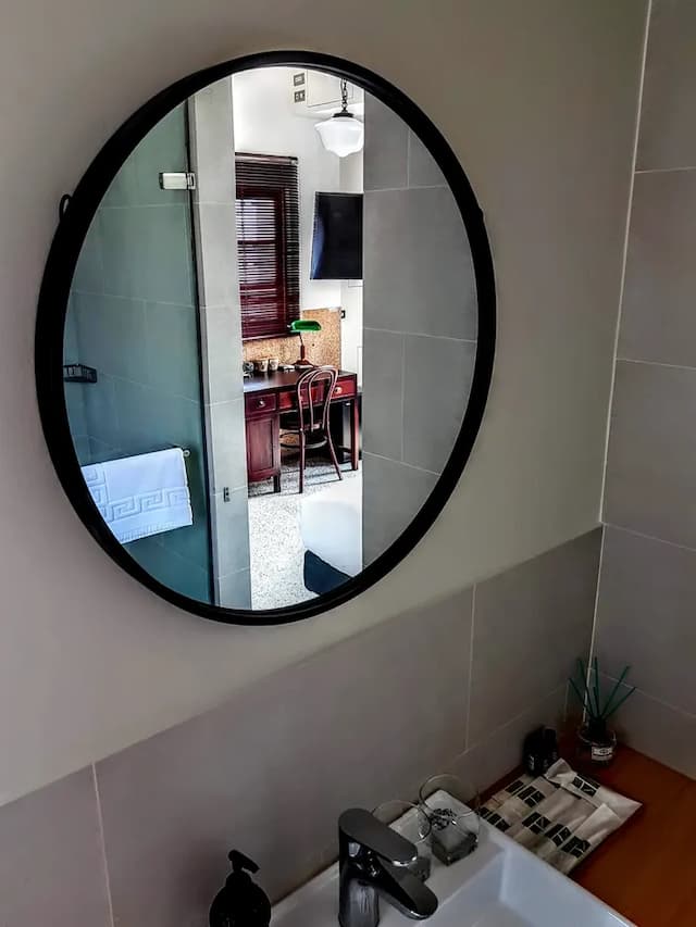 Through a path-Standard Double Room-8