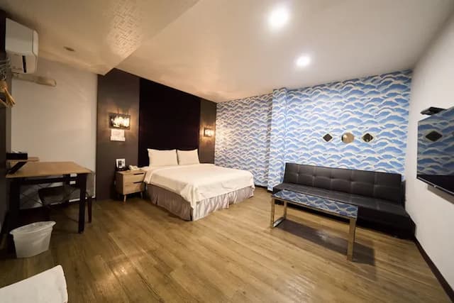 日光河堤時尚旅店｜近高雄音樂中心-豪華雙人房-1