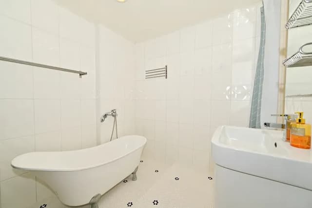 波斯卡朵親子城堡渡假民宿-豪華四人房--附浴缸-13