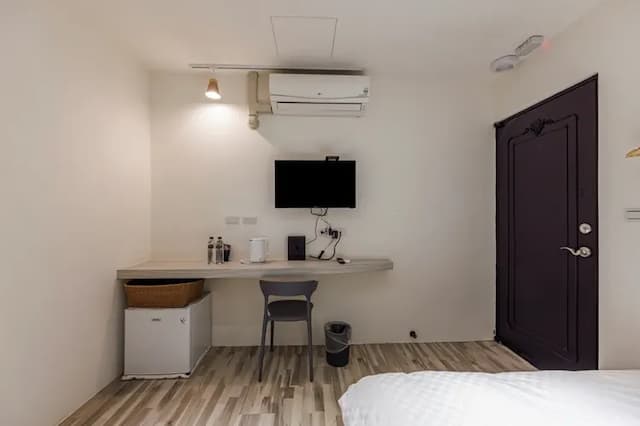 Xiangdu Culture and Tourism-Literary Youth Double Room-4