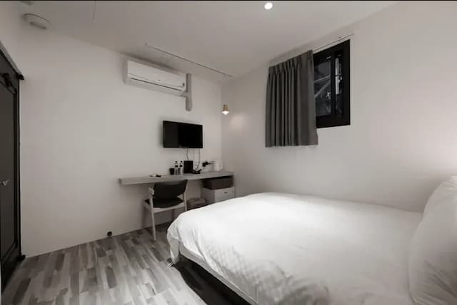 Xiangdu Culture and Tourism-Literary Youth Double Room-8